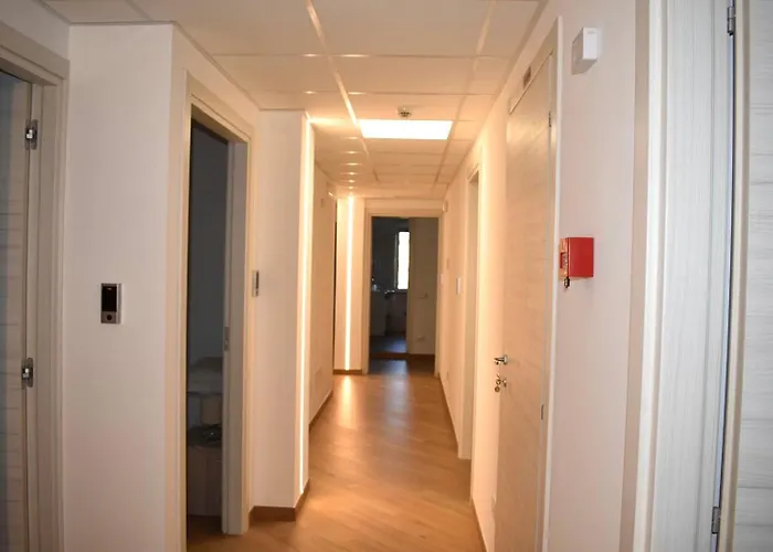 Essenza בית הארחה 3*